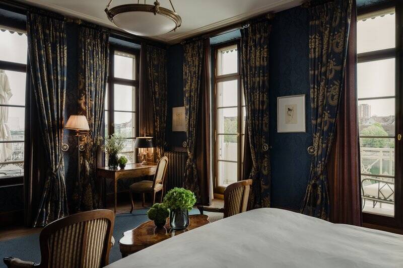 River Junior Suite with Balcony