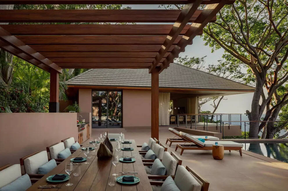 PRIVATE HOMOE 32 – 5 BEDROOMS