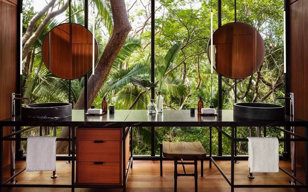 PREMIER PANORAMIC OCEAN TREEHOUSE