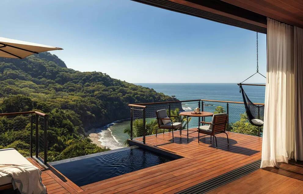PREMIER PANORAMIC OCEAN TREEHOUSE