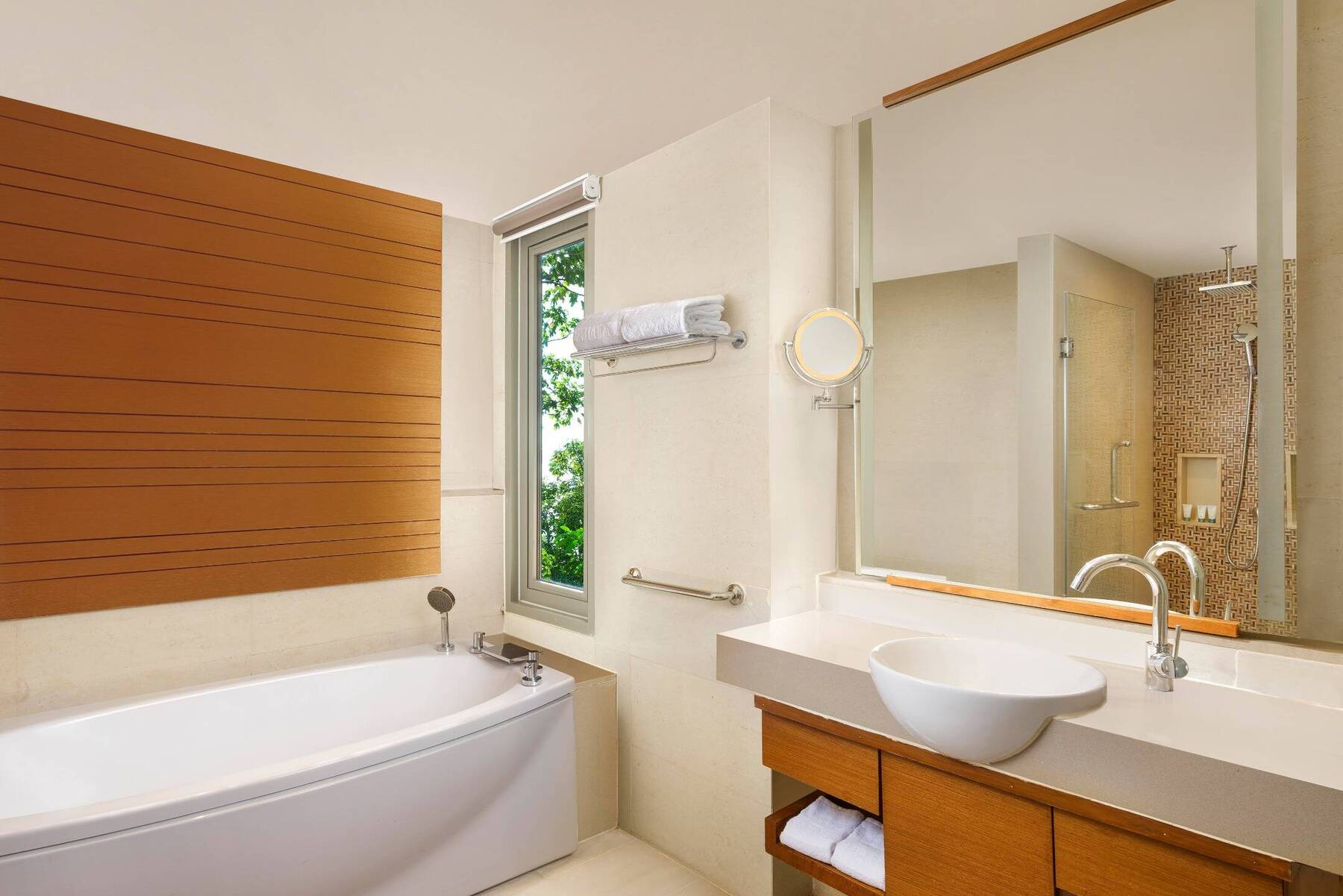 OCEANFRONT DOUBLE ROOM