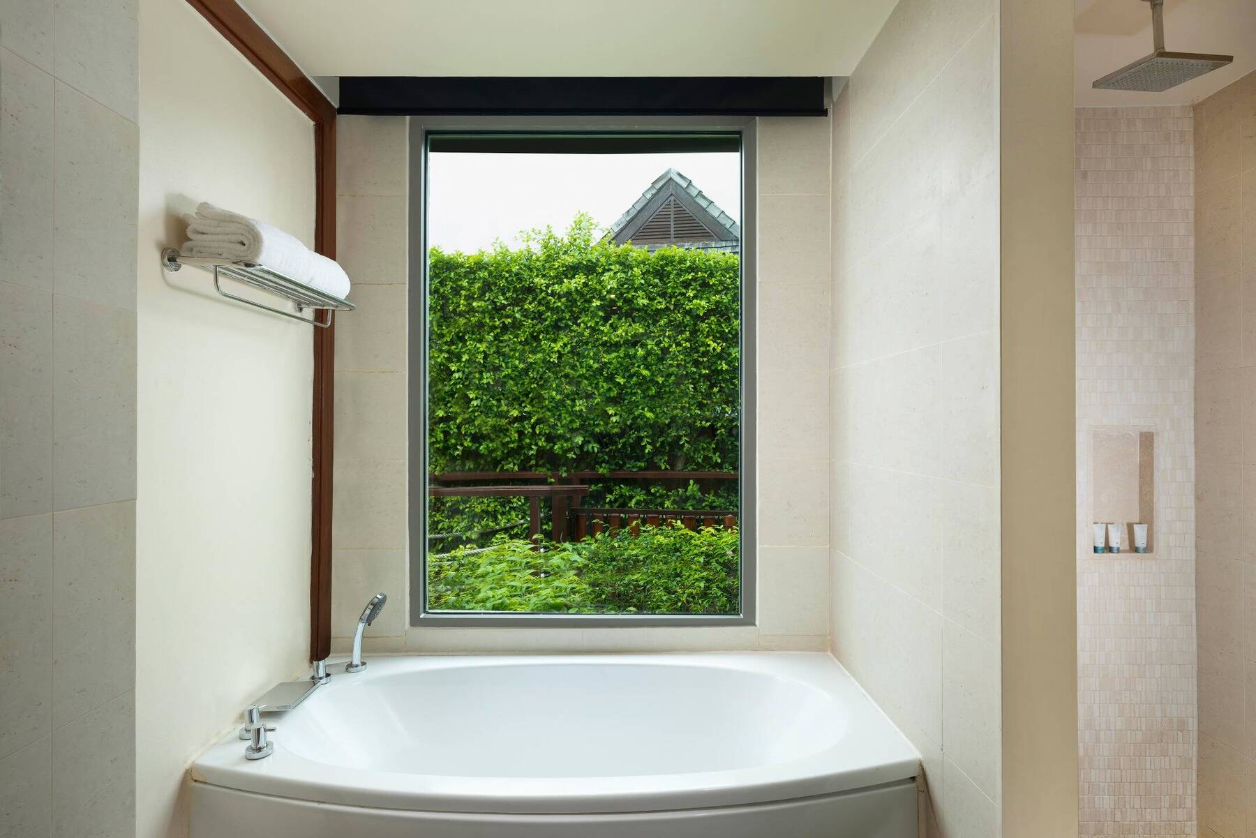 OCEANFRONT ONE BEDROOM VILLA