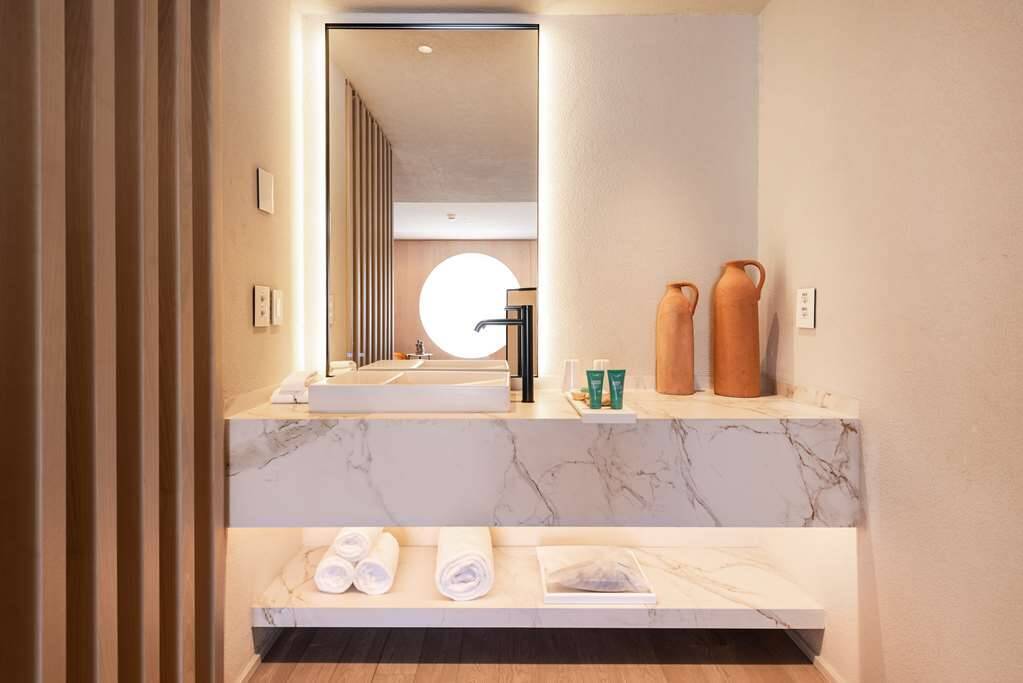 Mayfair Suite
