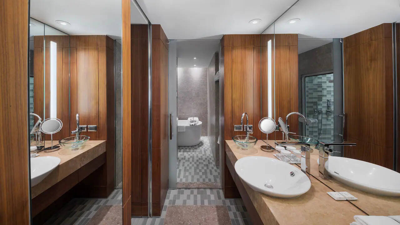 Twin Deluxe Room