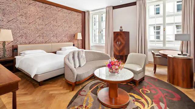 Twin Beds Deluxe