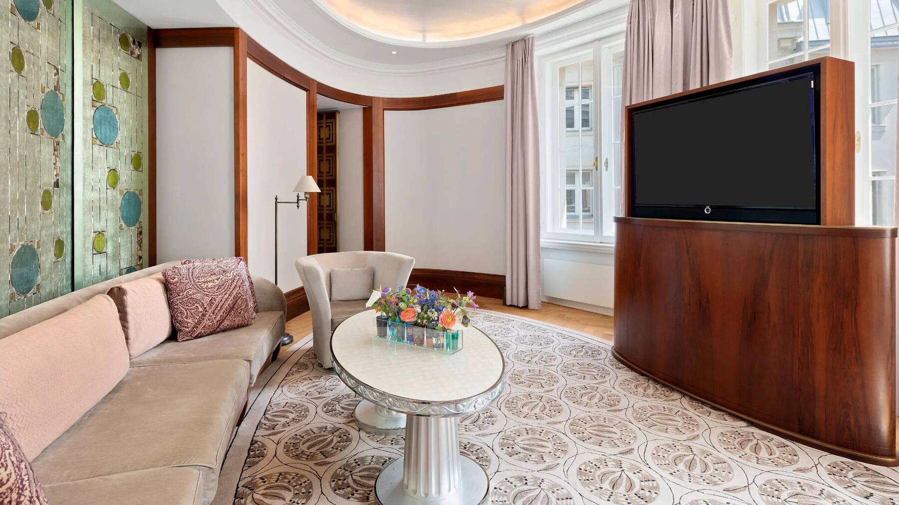 Diplomat Suite