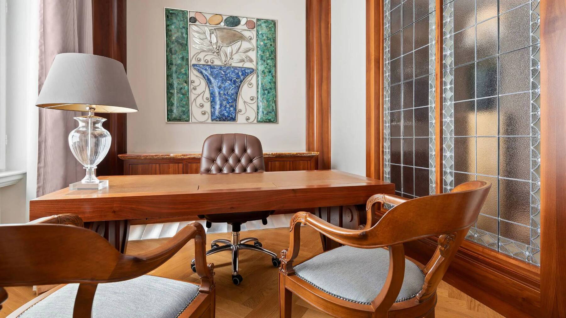Diplomat Suite