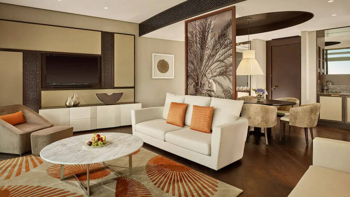 Connecting Suite 