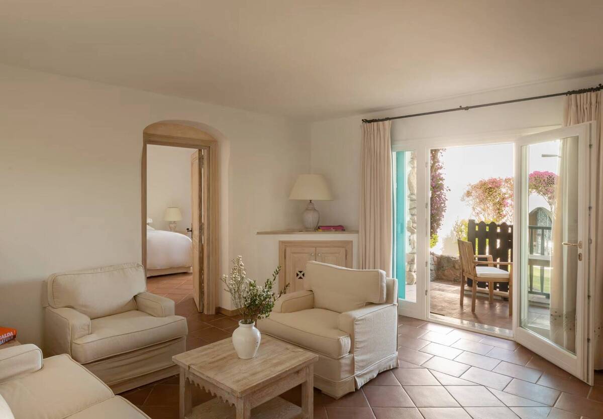 Deluxe Suite 