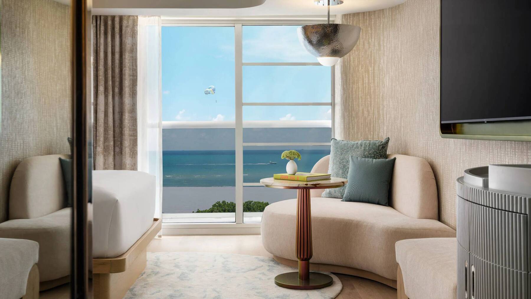 Andaz Suite