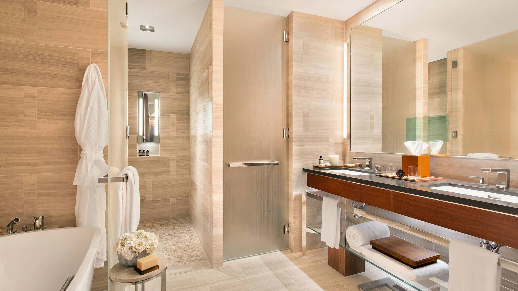 King Studio Suite