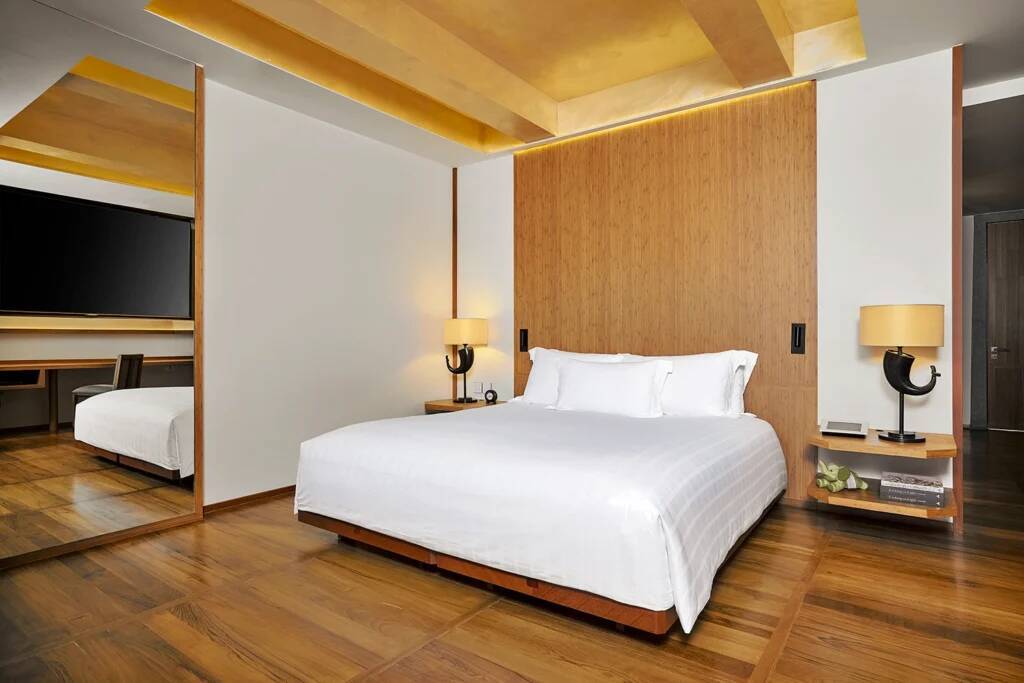 OCEAN DELUXE ROOM