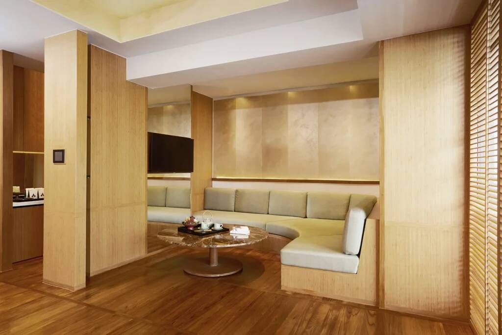 PATCHOULI SUITE