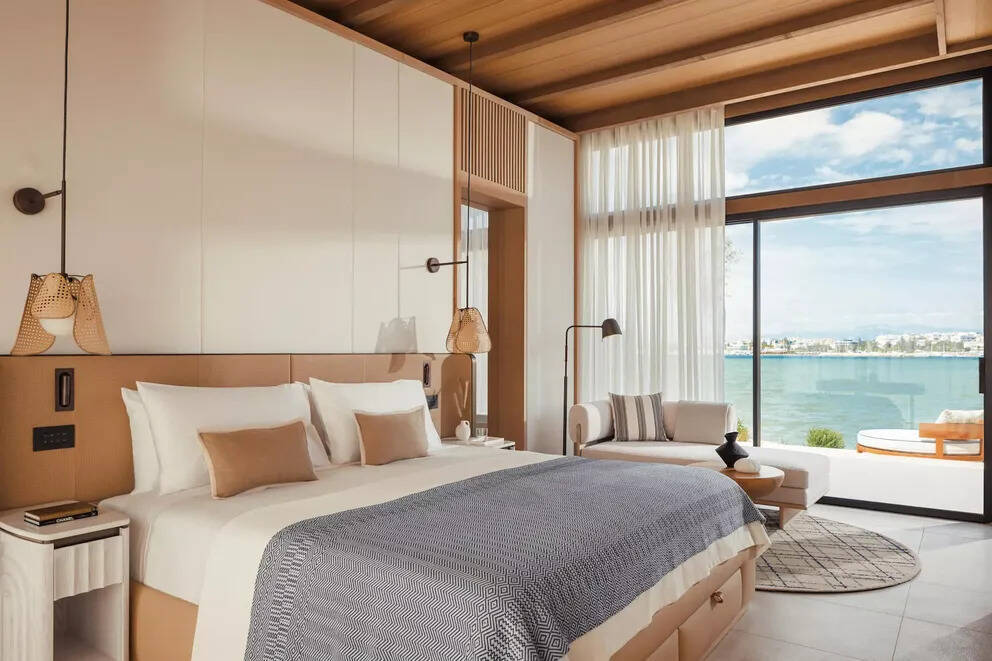 Riviera Bungalow Suite  Seafront
