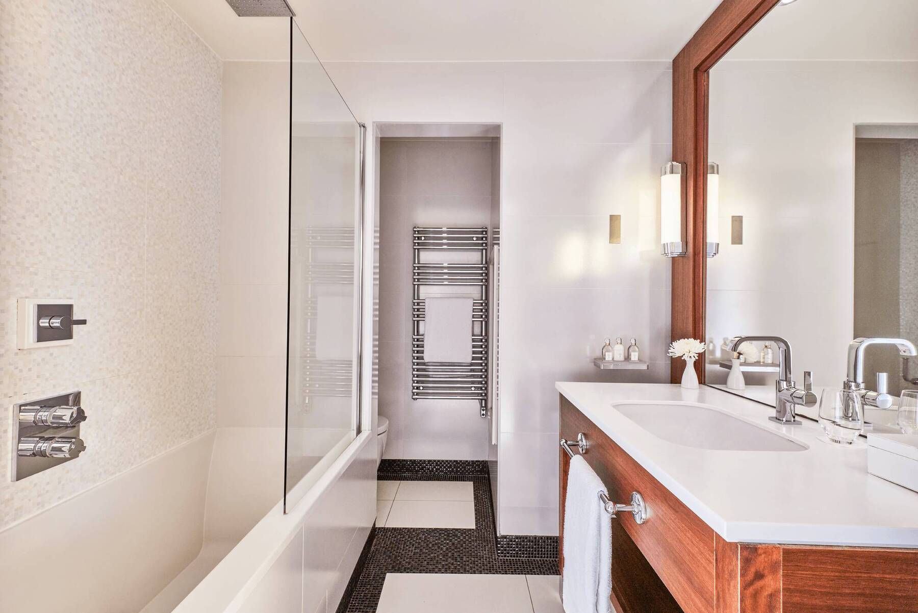 Deluxe Room City View