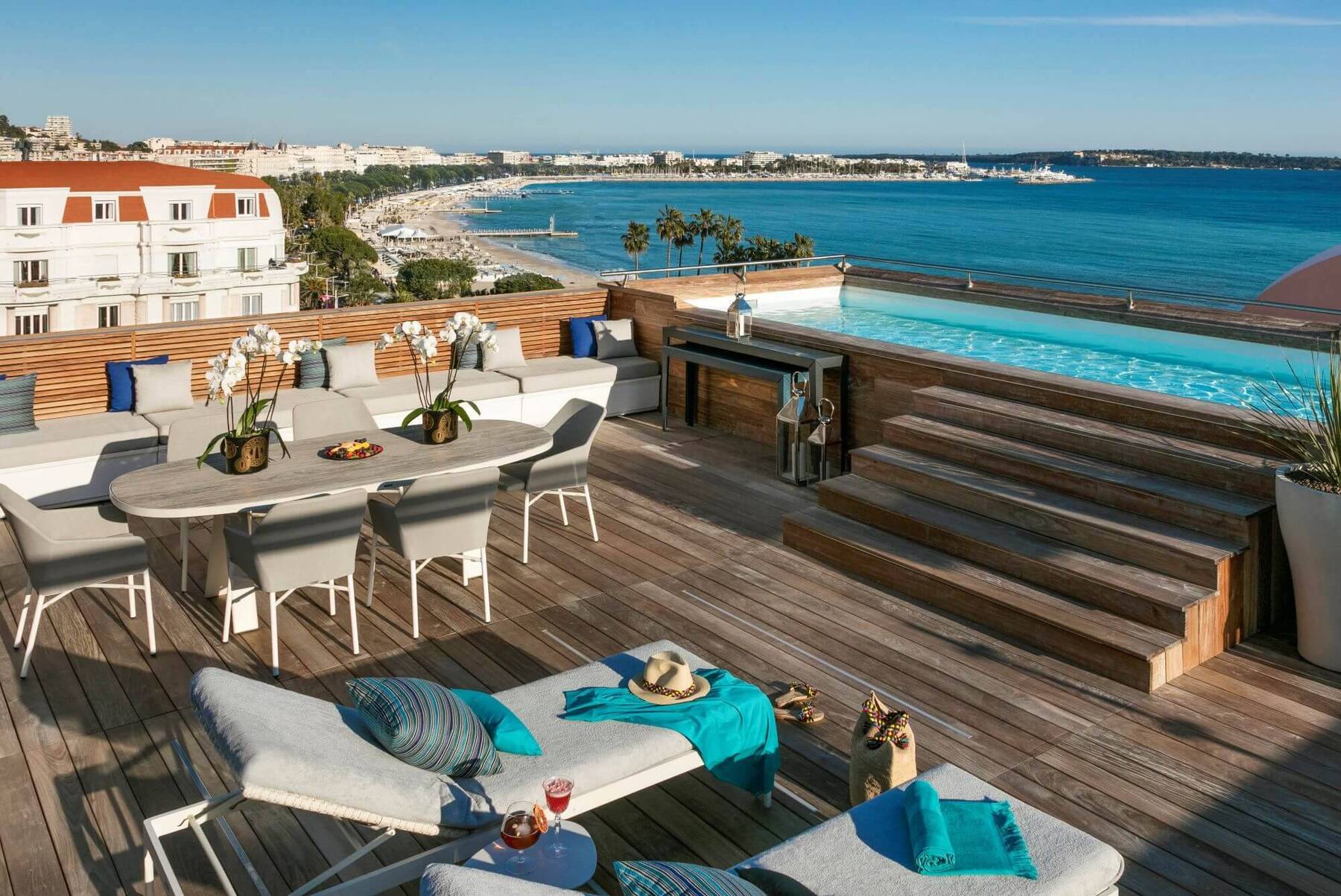 Majestic Suite