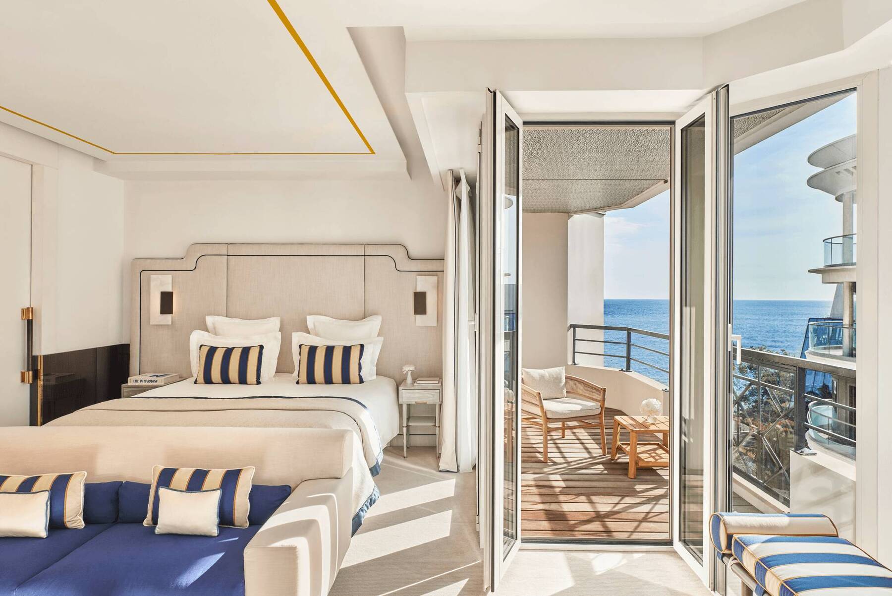 Junior Suite Partial Sea View Balcony