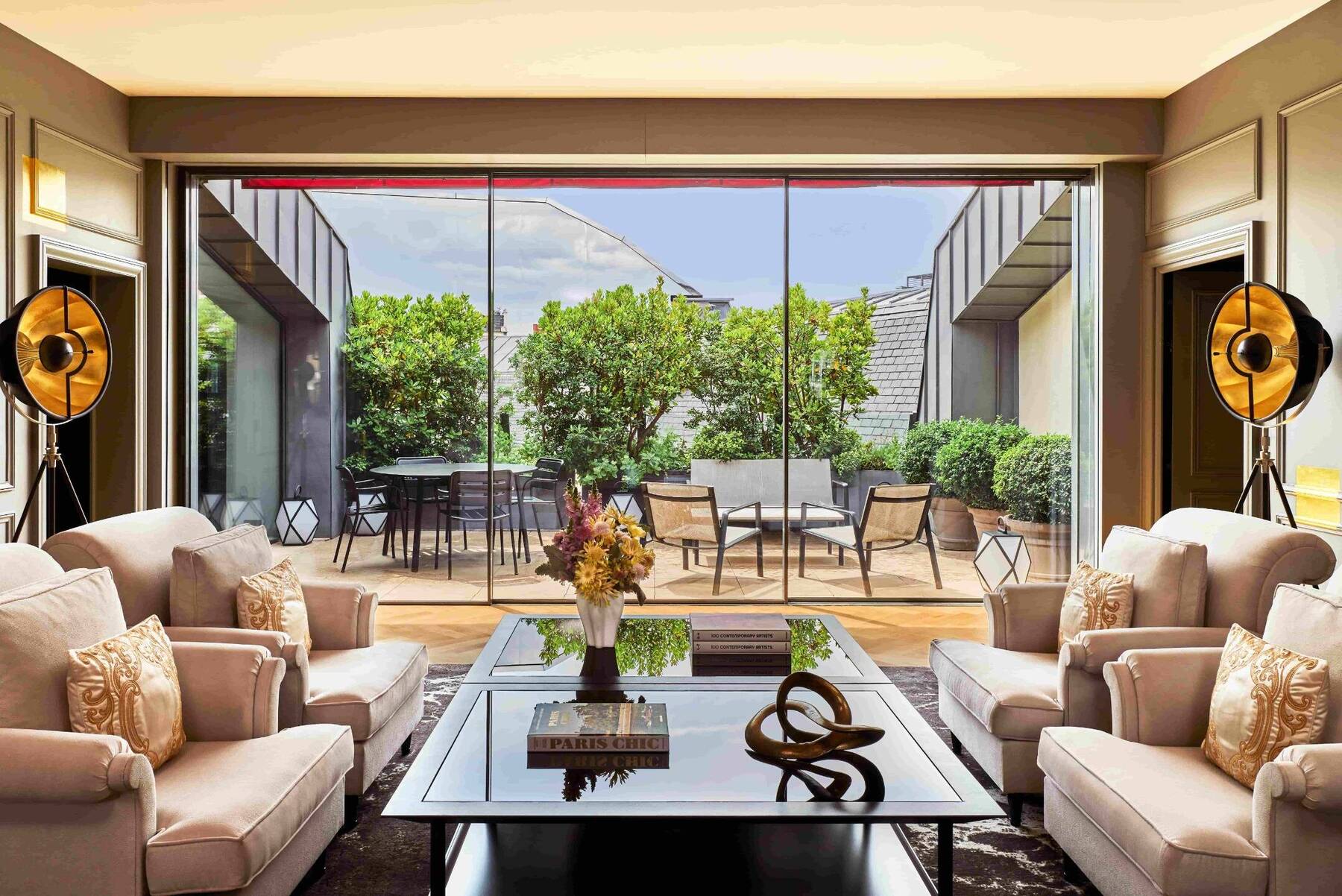 Harcourt Paris Suite