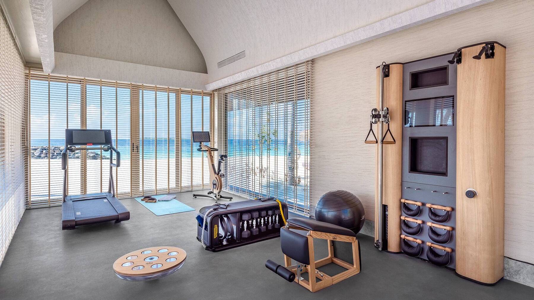THREE BEDROOM WELLBEING BEACH POOL RESIDENCE