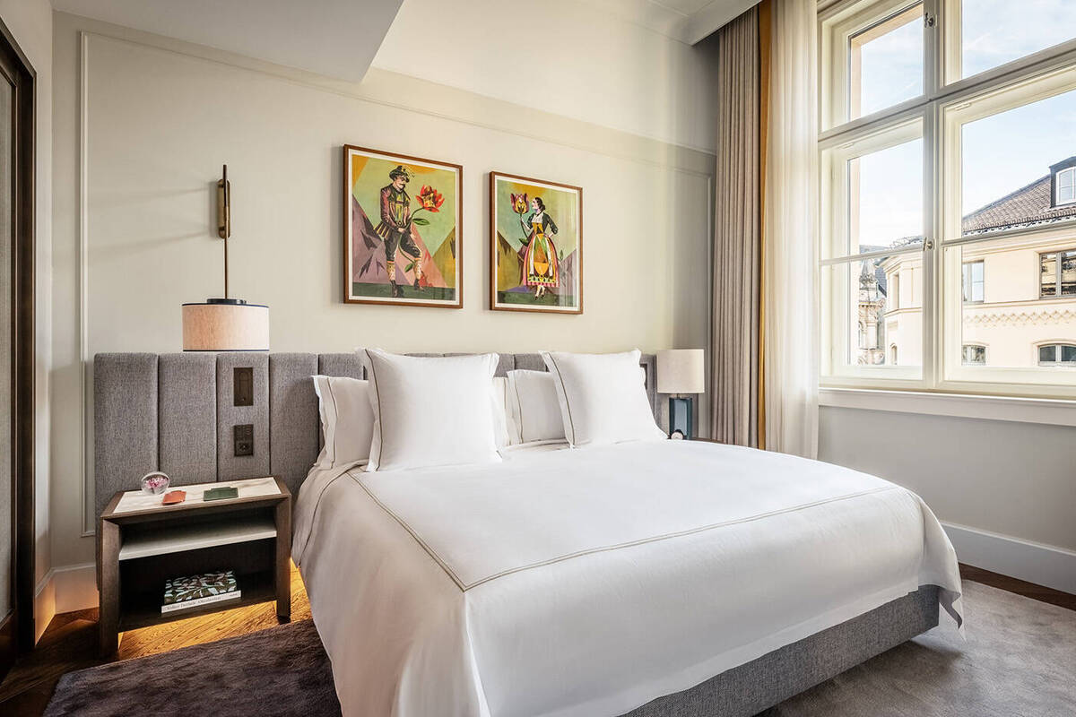 Deluxe Suite King 