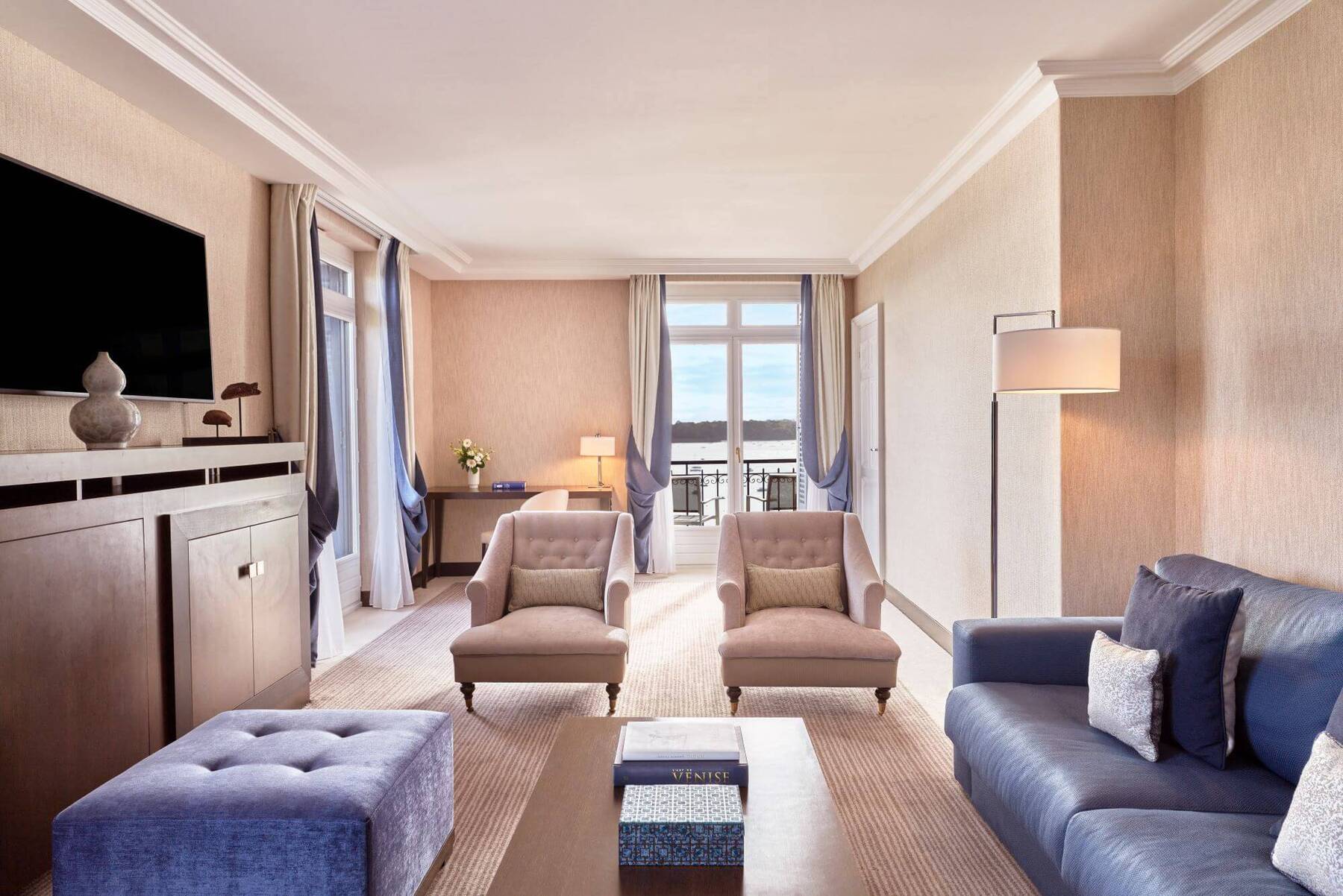 PRESTIGE SUITE SEA VIEW