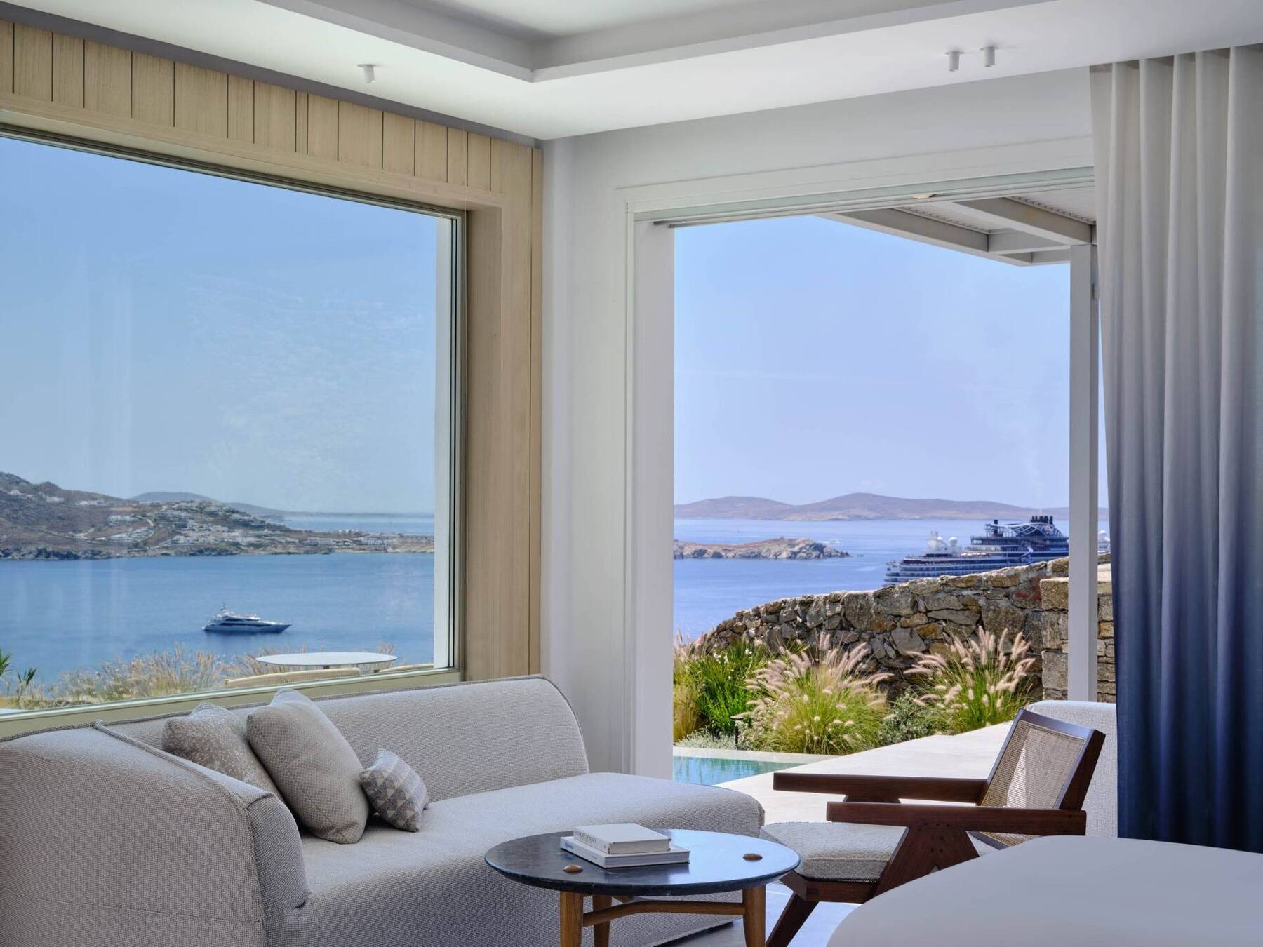 OMEGA TWO BEDROOM RESIDENCE WITH PRIVATE POOL AND SEA VIEW