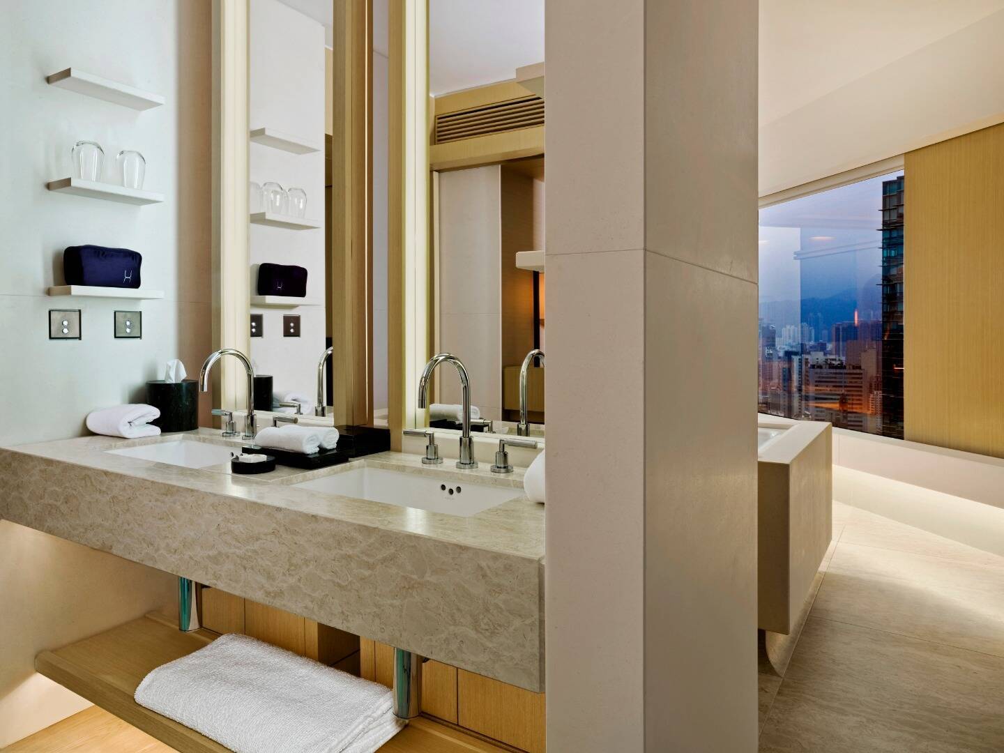 Studio 80 Harbour View