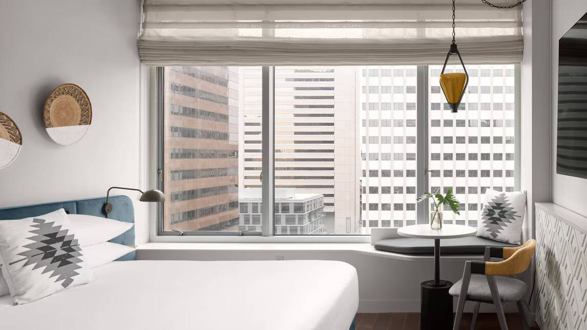 KING BALCONY GUEST ROOM