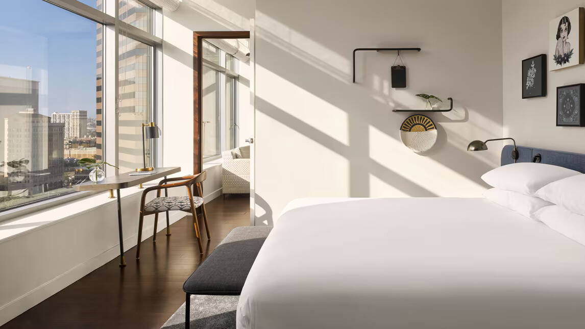 ONE BEDROOM SUITE 