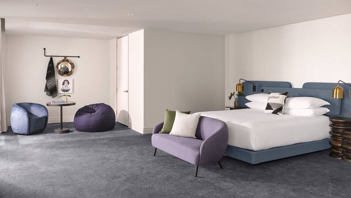 SKYLINE LOFTJUNIOR SUITE BALCONY 