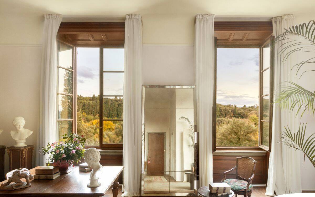  Presidential Suite 