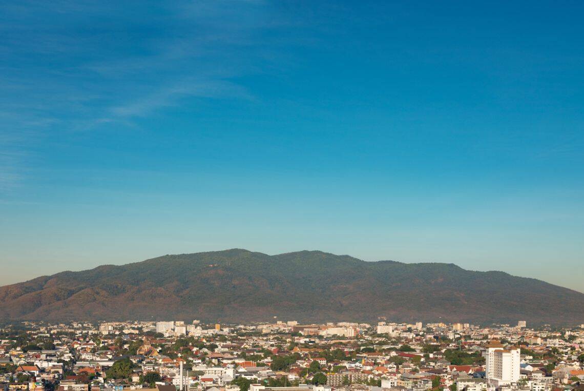 Deluxe King Mountain View