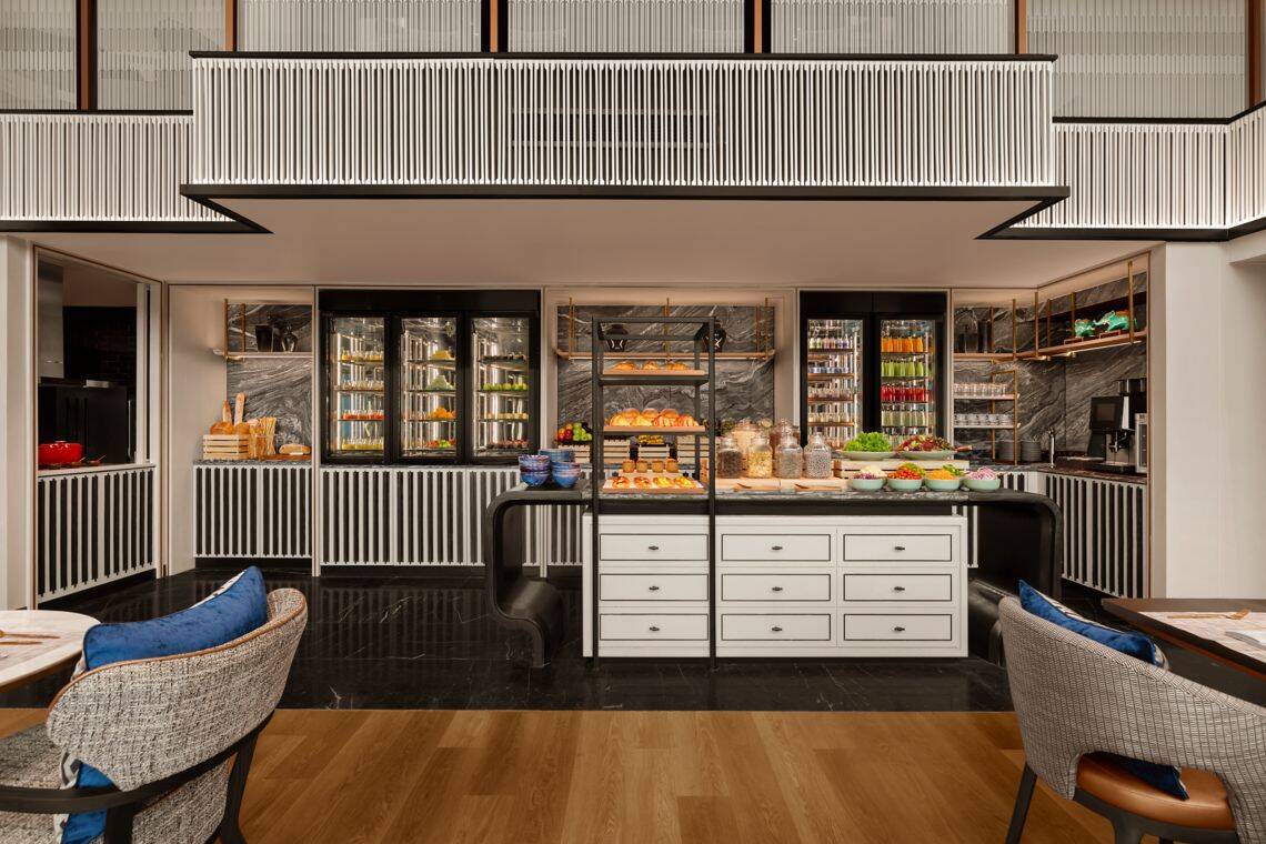 Club Lounge Access Executive Suite