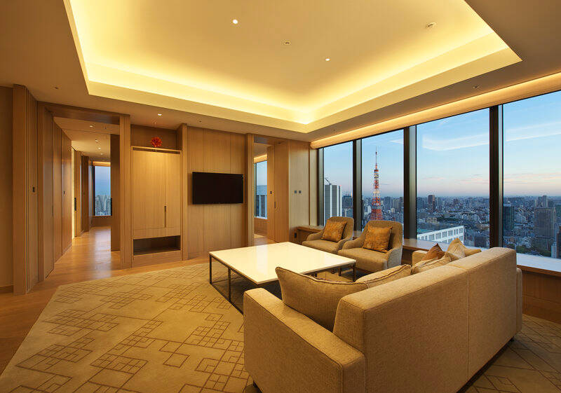 CORNER SUITE KING 