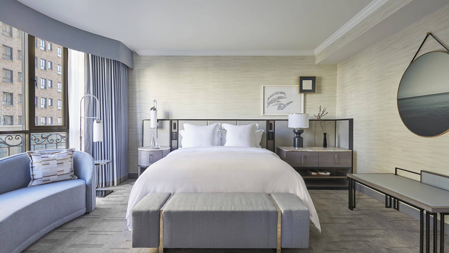 One-Bedroom Beverly Suite King
