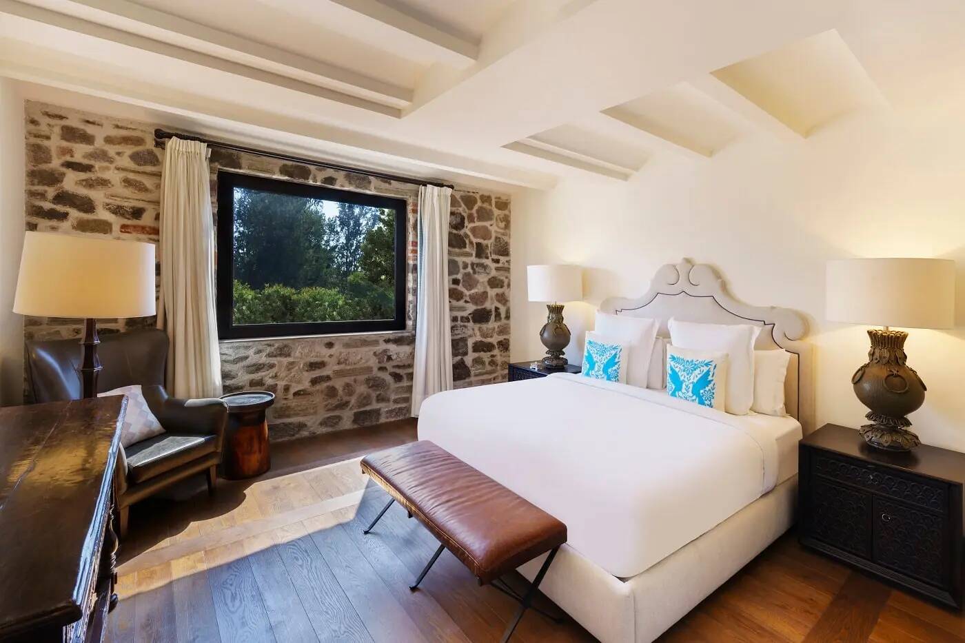 BLISS SUITE