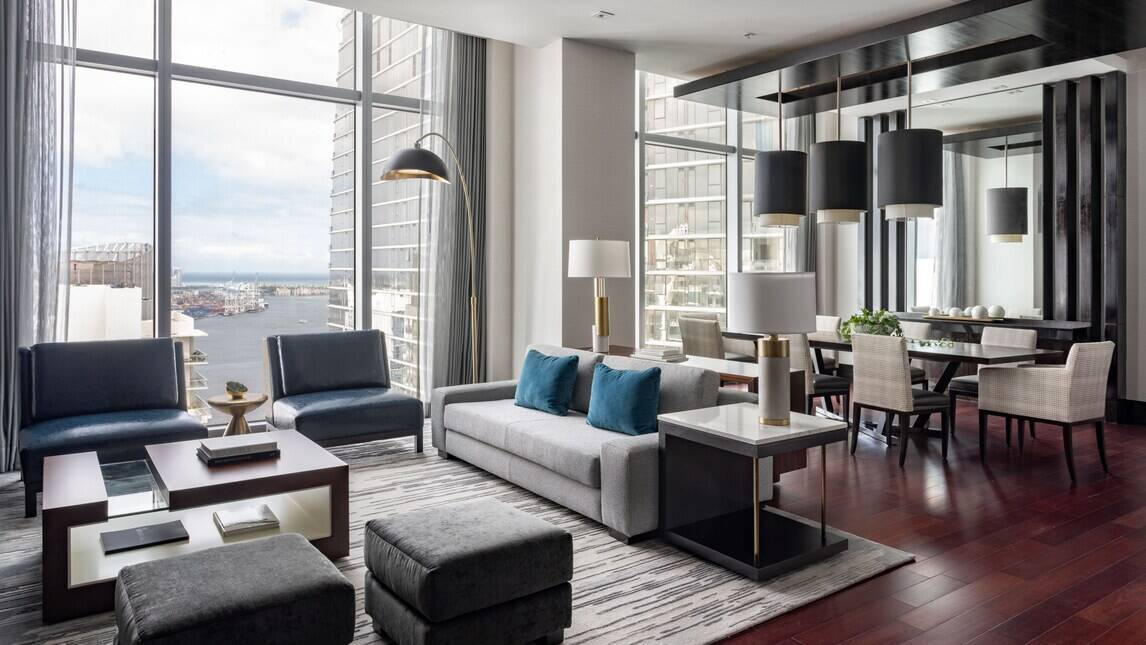 VICE PRESIDENTIAL SUITE