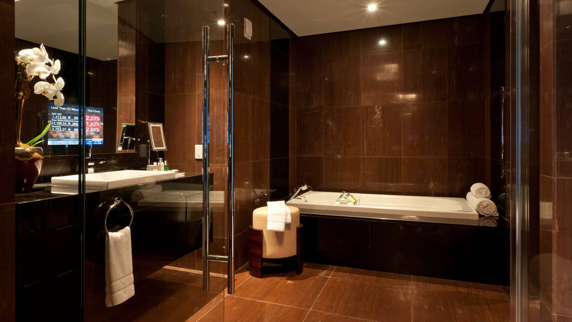 PRESIDENTIAL SUITE