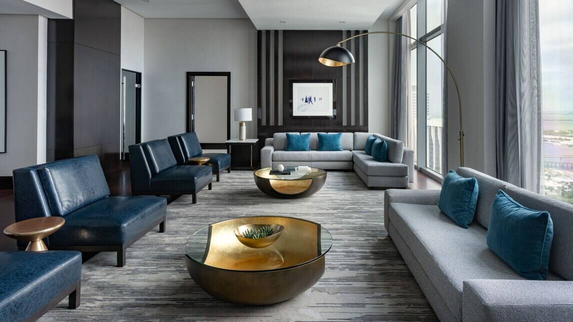 PRESIDENTIAL SUITE