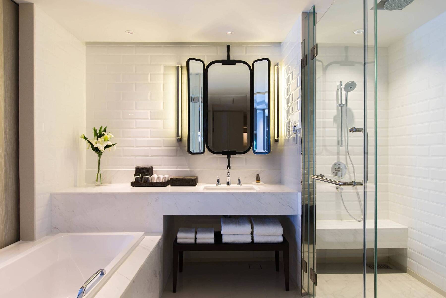 ONE BEDROOM SUITE