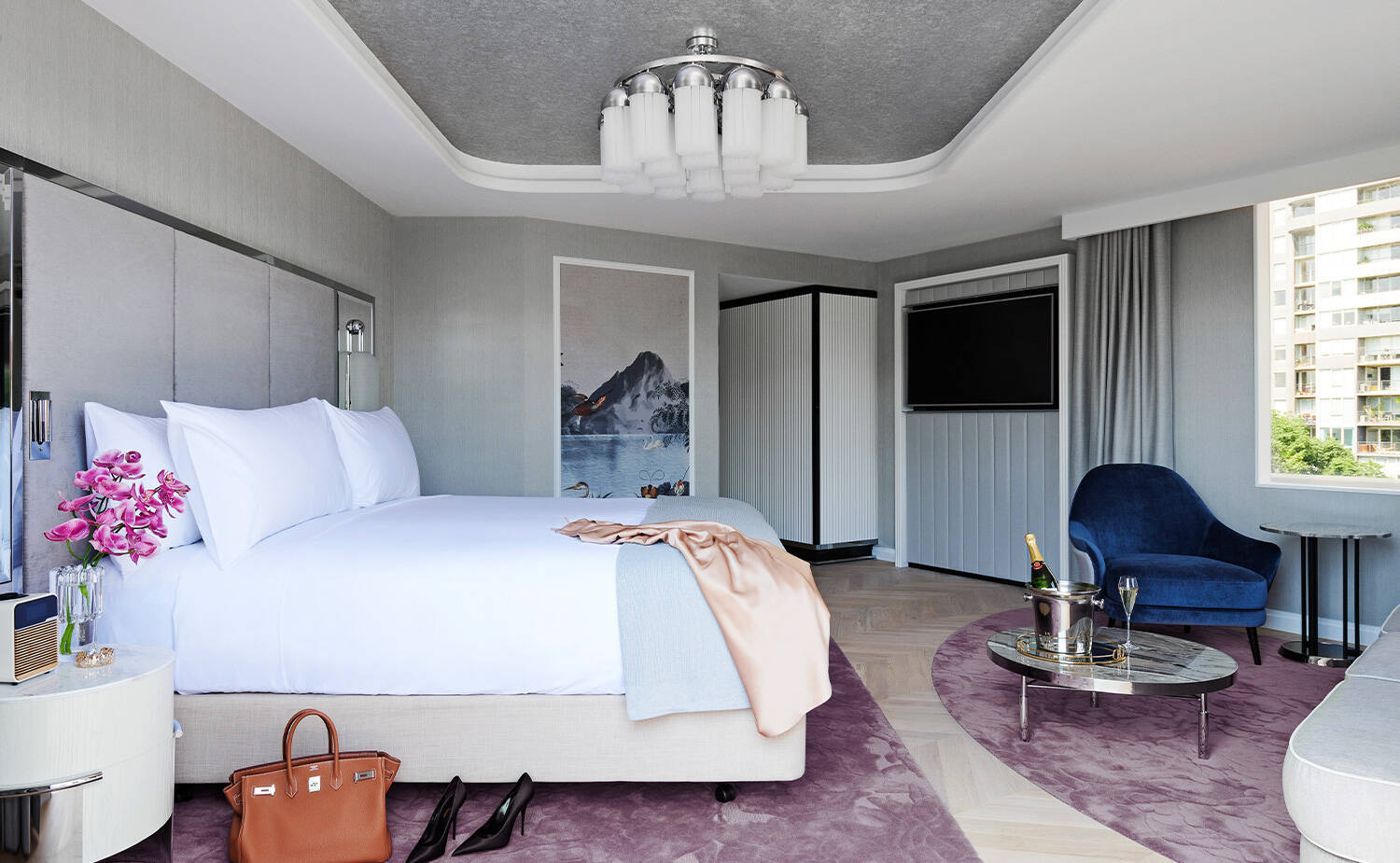 ROYCE SUITE