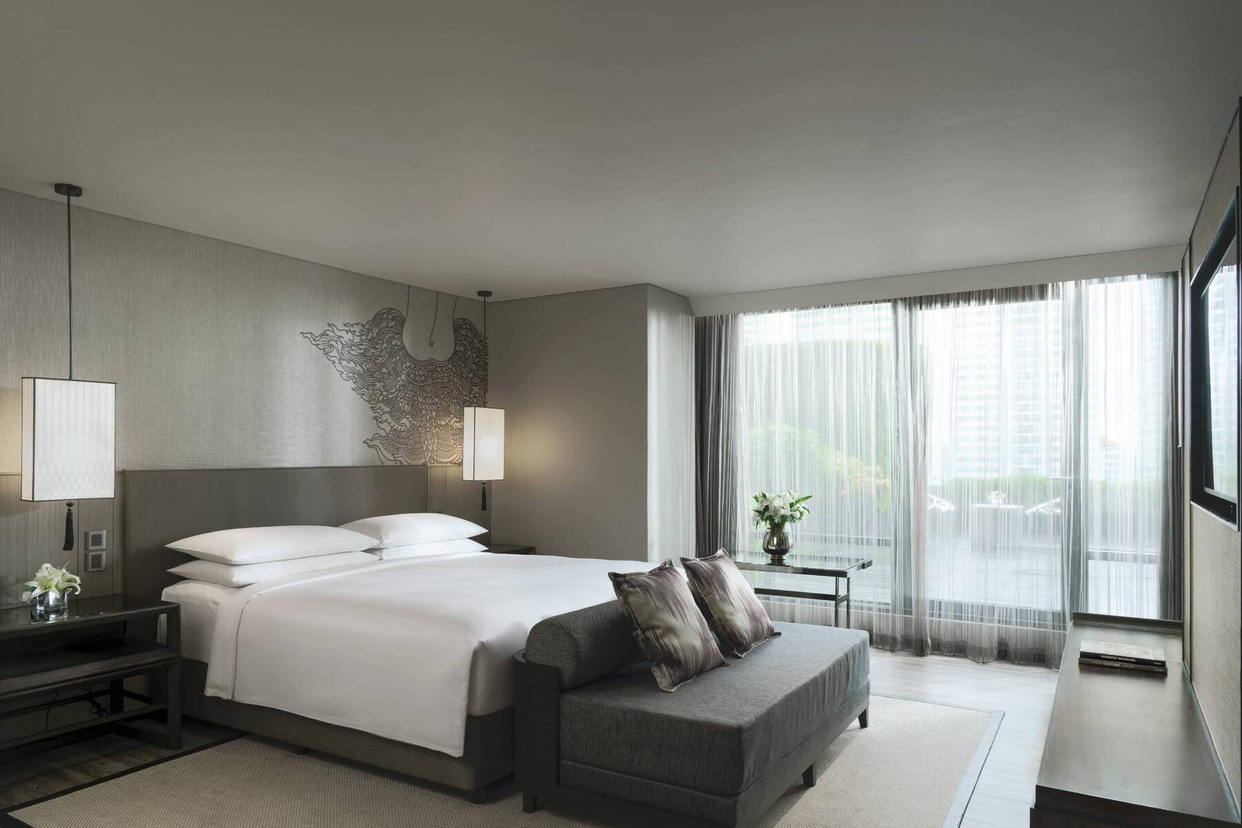 CLUB LOUNGE ACCESS TWO BEDROOM FAMILY SUITE