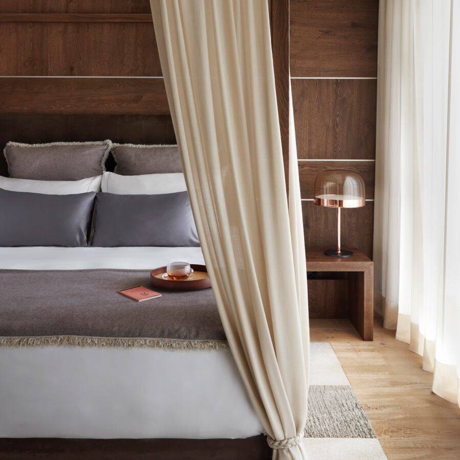 Royal Pool and Spa Suite
