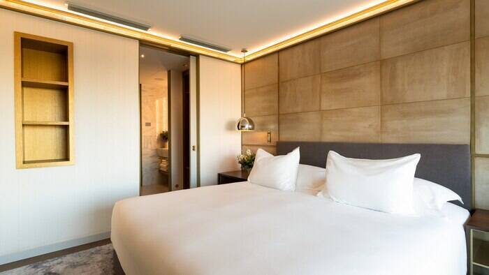 TWO BEDROOM ALMANAC SUITE