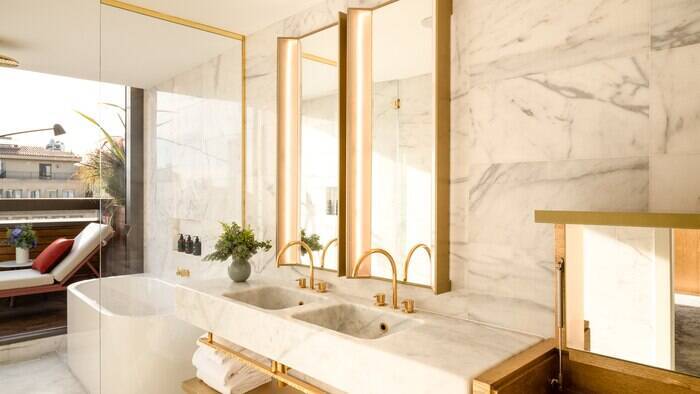 TERRACE SUITE