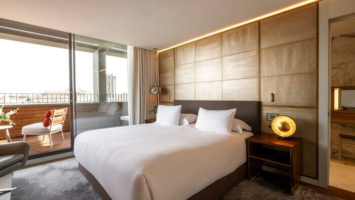 TERRACE SUITE
