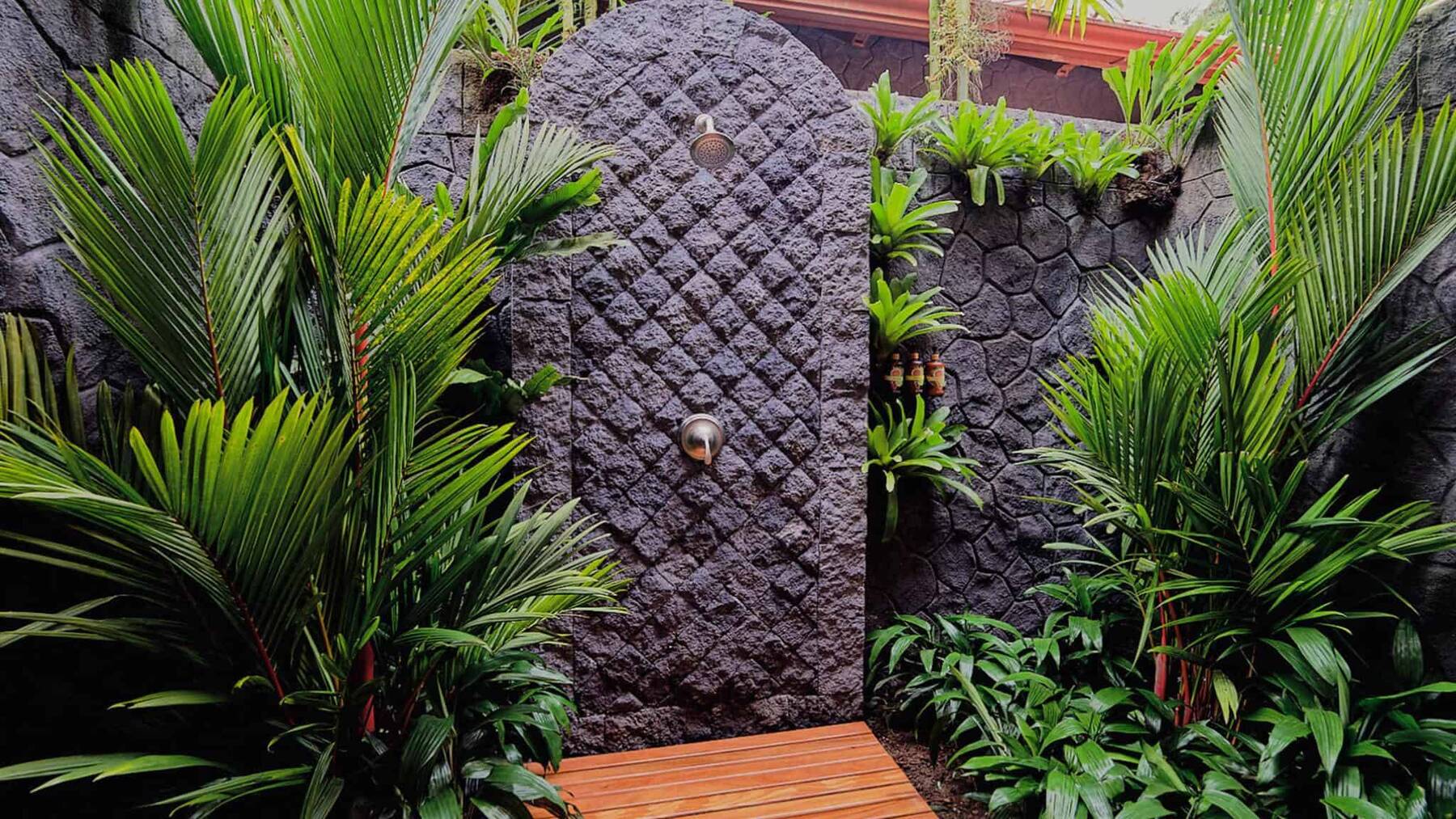 PALM BUNGALOW