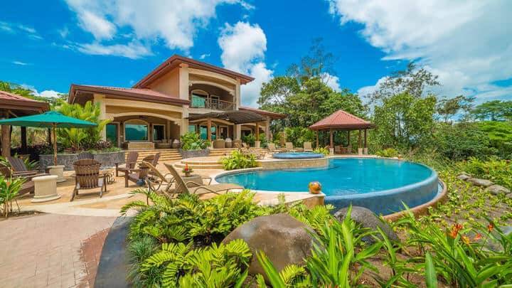 VILLA PALACIO