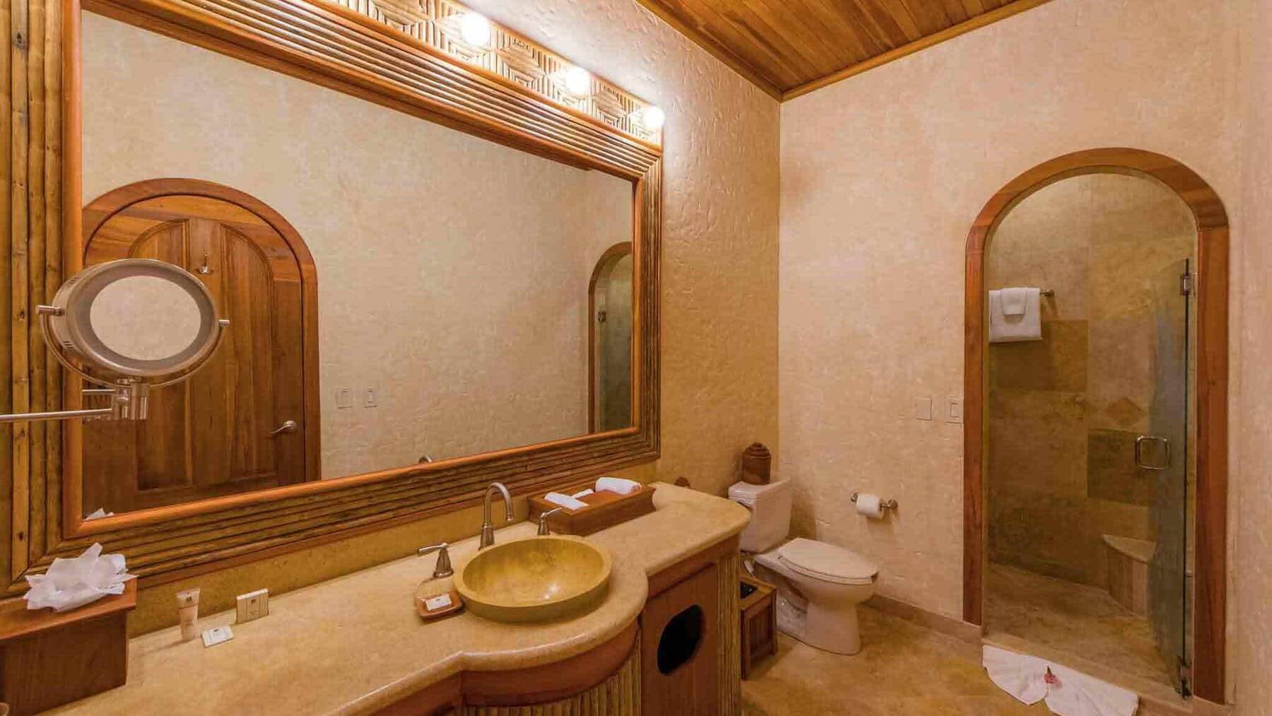 PENTHOUSE TWO BEDROOM ARACARI SUITE