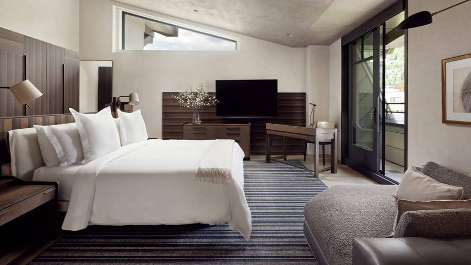 Windows Six Bedroom Residence 